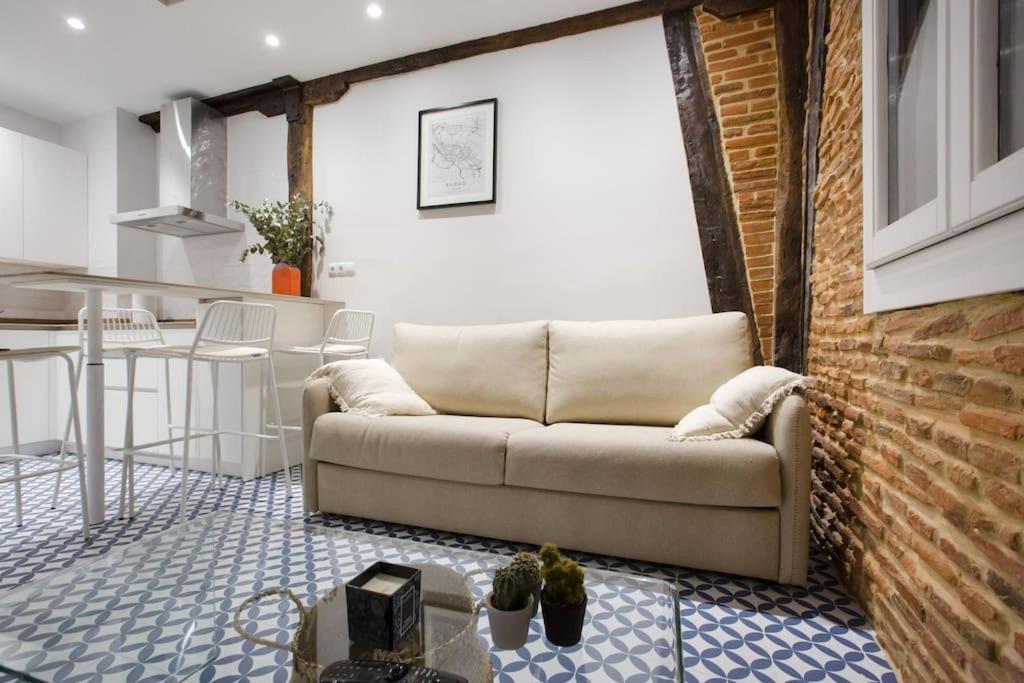 Etxeburu Appartement Bilbao Buitenkant foto