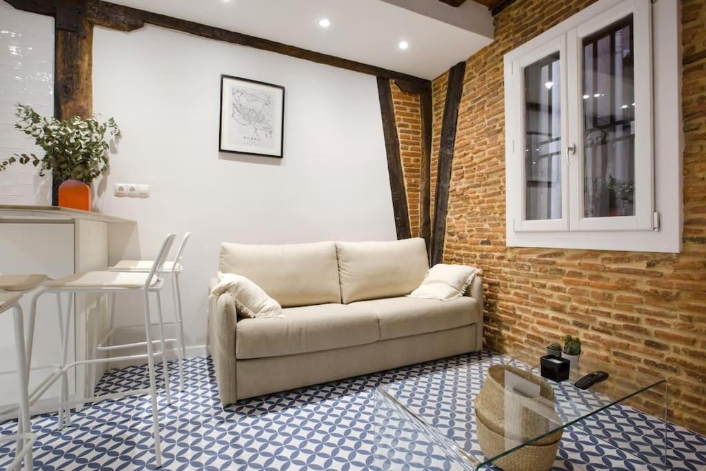 Etxeburu Appartement Bilbao Buitenkant foto