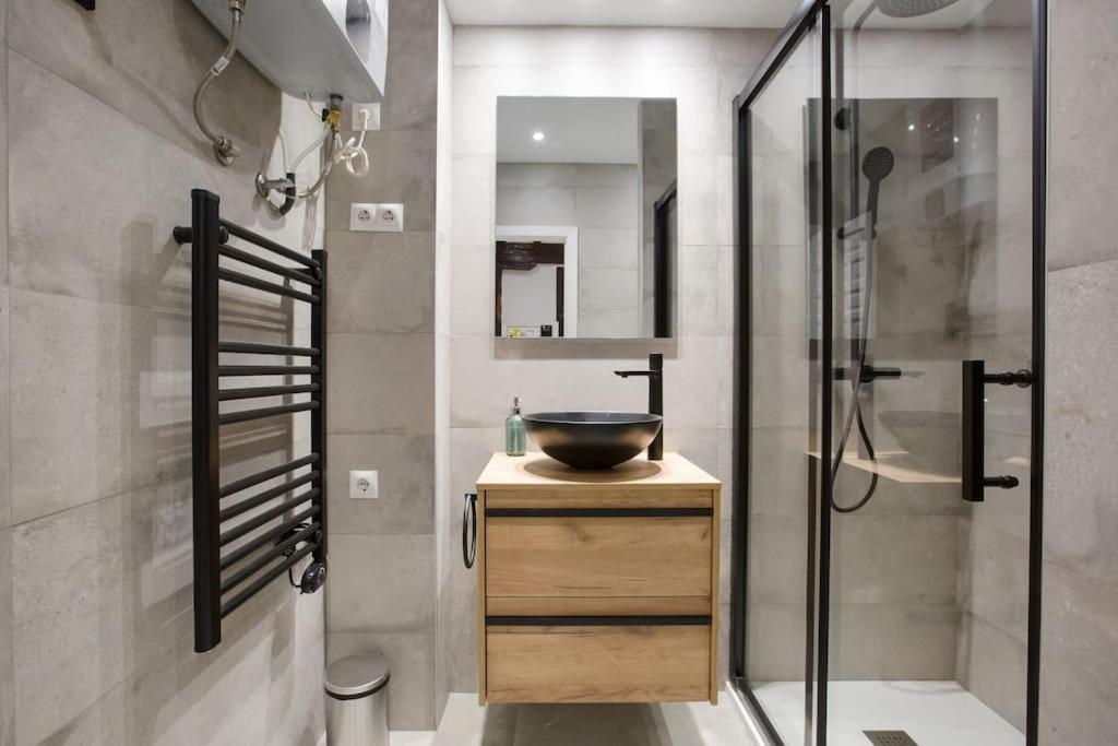 Etxeburu Appartement Bilbao Buitenkant foto